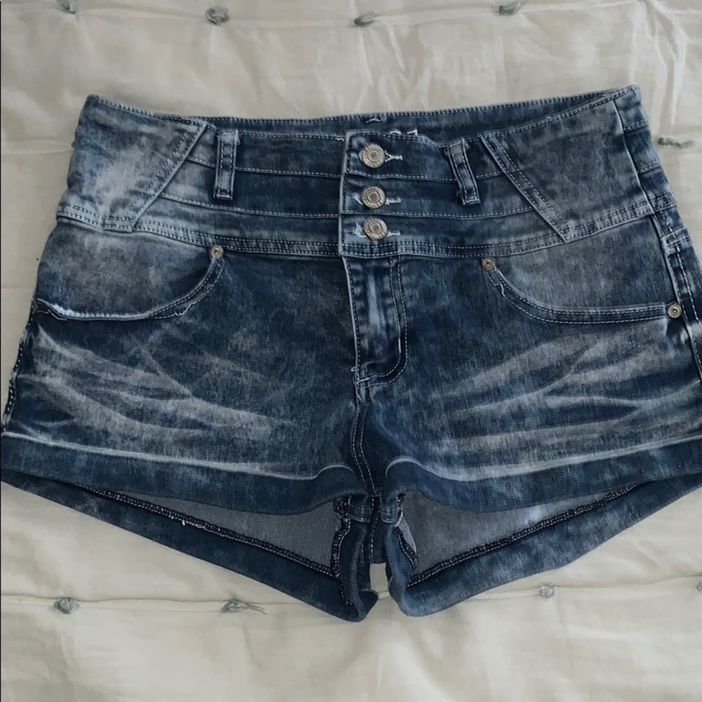 Rue21 mid rise shorts!